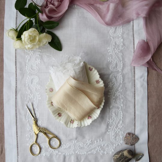 Fluted China Rose Small Dish