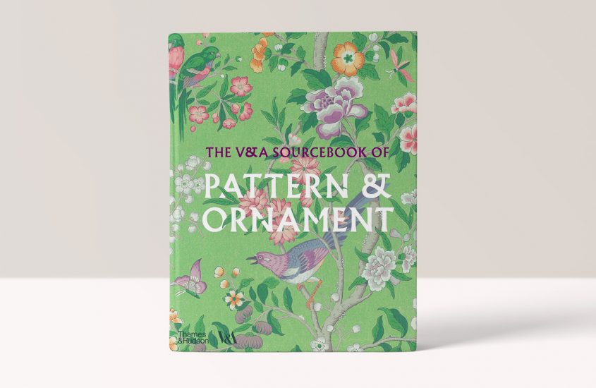 The V&A Sourcebook of Pattern and Ornament (Victoria and Albert Museum) – Amelia Calver